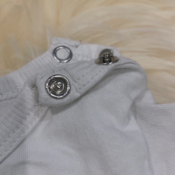 Name It White T-Shirt and Koala Kids Gray Cargo Sweatpants in size 12-18M - Picture 4 of 9